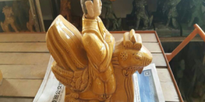 佟文军荣获拾遗传承“琉璃瓦传统制作技艺非物质文化遗产传承人”称号