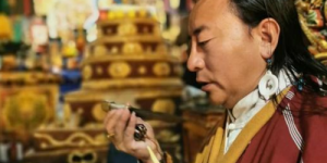 兰卡加荣获拾遗传承“持明瑜伽士文化传承非物质文化遗产传承人”称号